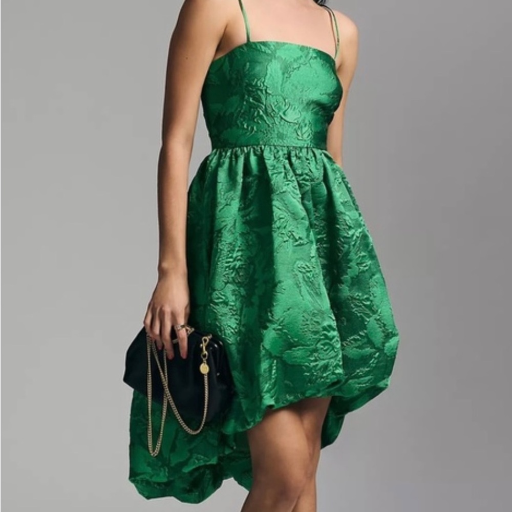 Anthropologie dress - worn once (size 0 can fit a 0-2)